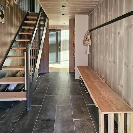 Holiday home Stunning In With Kitchen